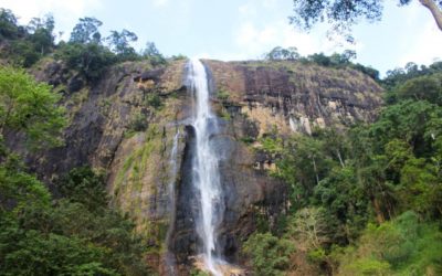 Diyaluma Waterfall